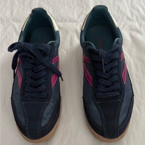 Tretorn Rawlins Navy and Pink Sneakers size 6